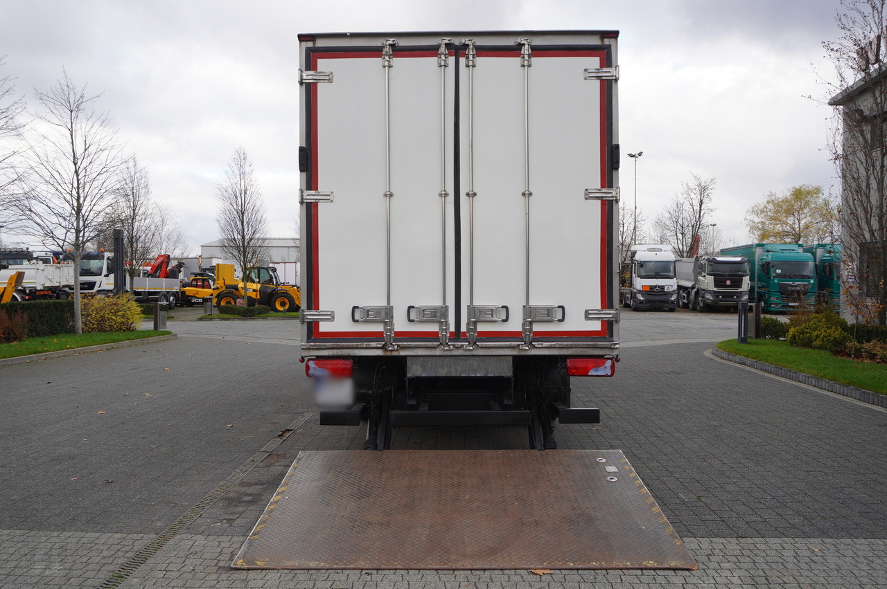 MAN TGL 12.190 / 14 EPAL Refrigerator / Carrier Xarios 500 / 3 units - Kühlkoffer LKW: das Bild 5 MAN TGL 12.190 / 14 EPAL Refrigerator / Carrier Xarios 500 / 3 units - Kühlkoffer LKW: das Bild 5