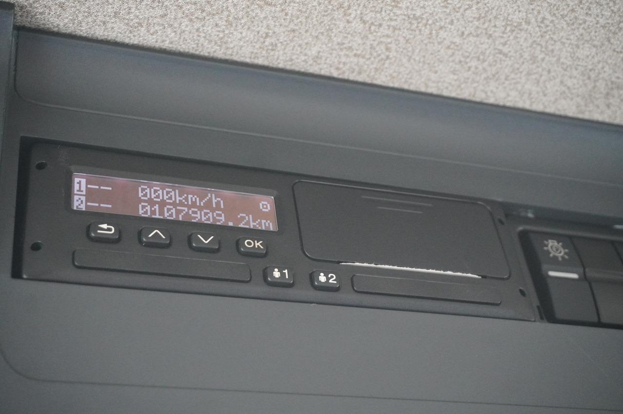 MAN TGL 12.190 / CHEREAU Refrigerator 18 PAL multitemperature / Thermoking T-1200R / 100,000 km - Kühlkoffer LKW: das Bild 2 MAN TGL 12.190 / CHEREAU Refrigerator 18 PAL multitemperature / Thermoking T-1200R / 100,000 km - Kühlkoffer LKW: das Bild 2