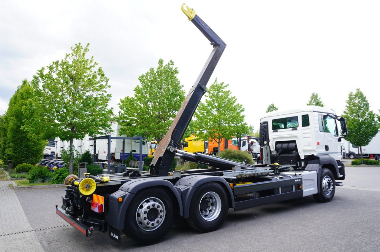 MAN TGS 26.430 E6 6x2 / HIAB Multilift hooklift - Abrollkipper: das Bild 5 MAN TGS 26.430 E6 6x2 / HIAB Multilift hooklift - Abrollkipper: das Bild 5