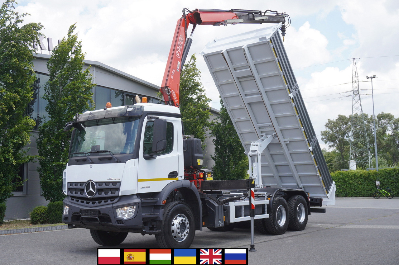 MERCEDES-BENZ AROCS 2633 6x4 / 5.5 T crane FASSI F135 / Tipper 15 EPAL - Autokran: das Bild 1 MERCEDES-BENZ AROCS 2633 6x4 / 5.5 T crane FASSI F135 / Tipper 15 EPAL - Autokran: das Bild 1