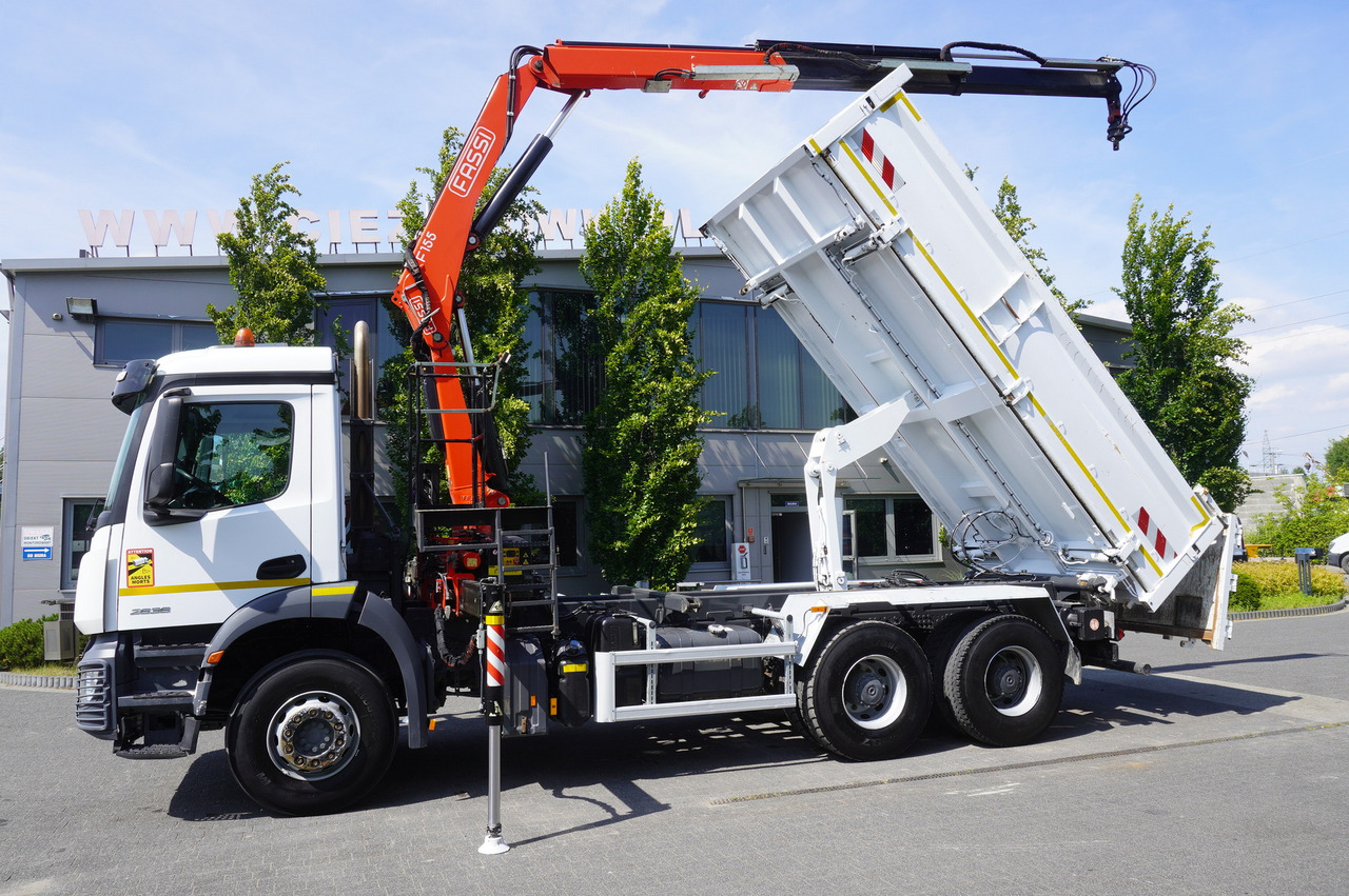 MERCEDES-BENZ AROCS 2636 / Fassi F155A.0.22 crane 6t / 120 tho. km / 3-sided dump truck / 2 x Bordmatic - Autokran: das Bild 5 MERCEDES-BENZ AROCS 2636 / Fassi F155A.0.22 crane 6t / 120 tho. km / 3-sided dump truck / 2 x Bordmatic - Autokran: das Bild 5