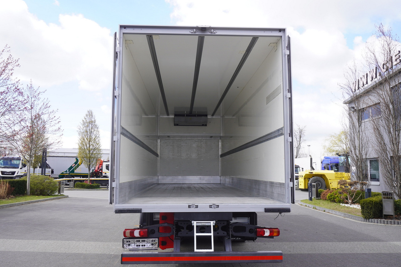 MERCEDES-BENZ Actros 1824 / Refrigerator / Carrier Supra 1250 / Sleeping cabin - Kühlkoffer LKW: das Bild 4 MERCEDES-BENZ Actros 1824 / Refrigerator / Carrier Supra 1250 / Sleeping cabin - Kühlkoffer LKW: das Bild 4
