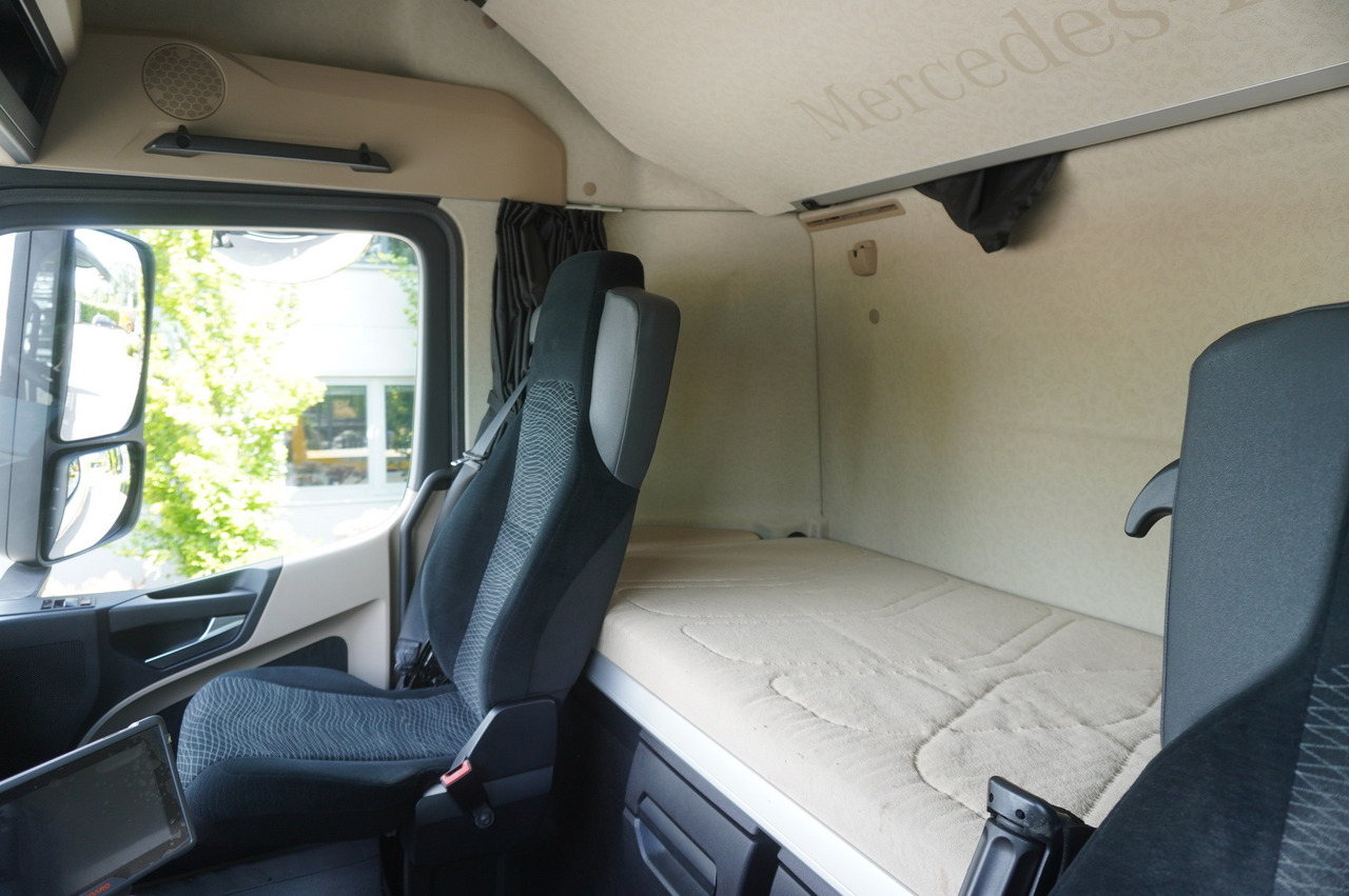 Autotransporter LKW MERCEDES-BENZ Actros 2542 / NEW tow truck / steered 3rd axle: das Bild 22