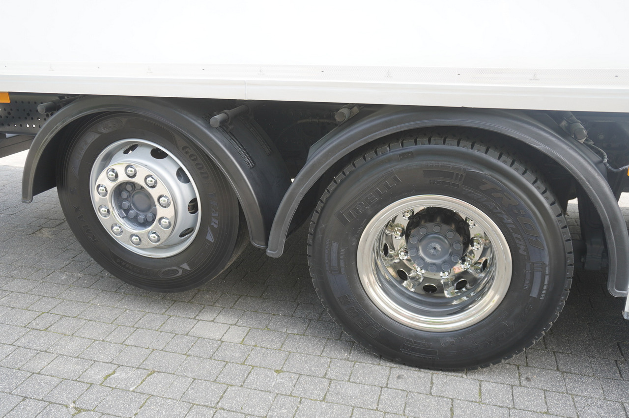 Kühlkoffer LKW MERCEDES-BENZ Actros 2543 / Lecapitaine Refrigerator Multitemperature / Carrier Supra 950 MT: das Bild 11