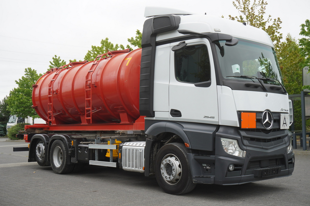 MERCEDES-BENZ Actros 2545 6 × 2 MP5 / NEW septic barrel 13000 L - Leasing MERCEDES-BENZ Actros 2545 6 × 2 MP5 / NEW septic barrel 13000 L: das Bild 6