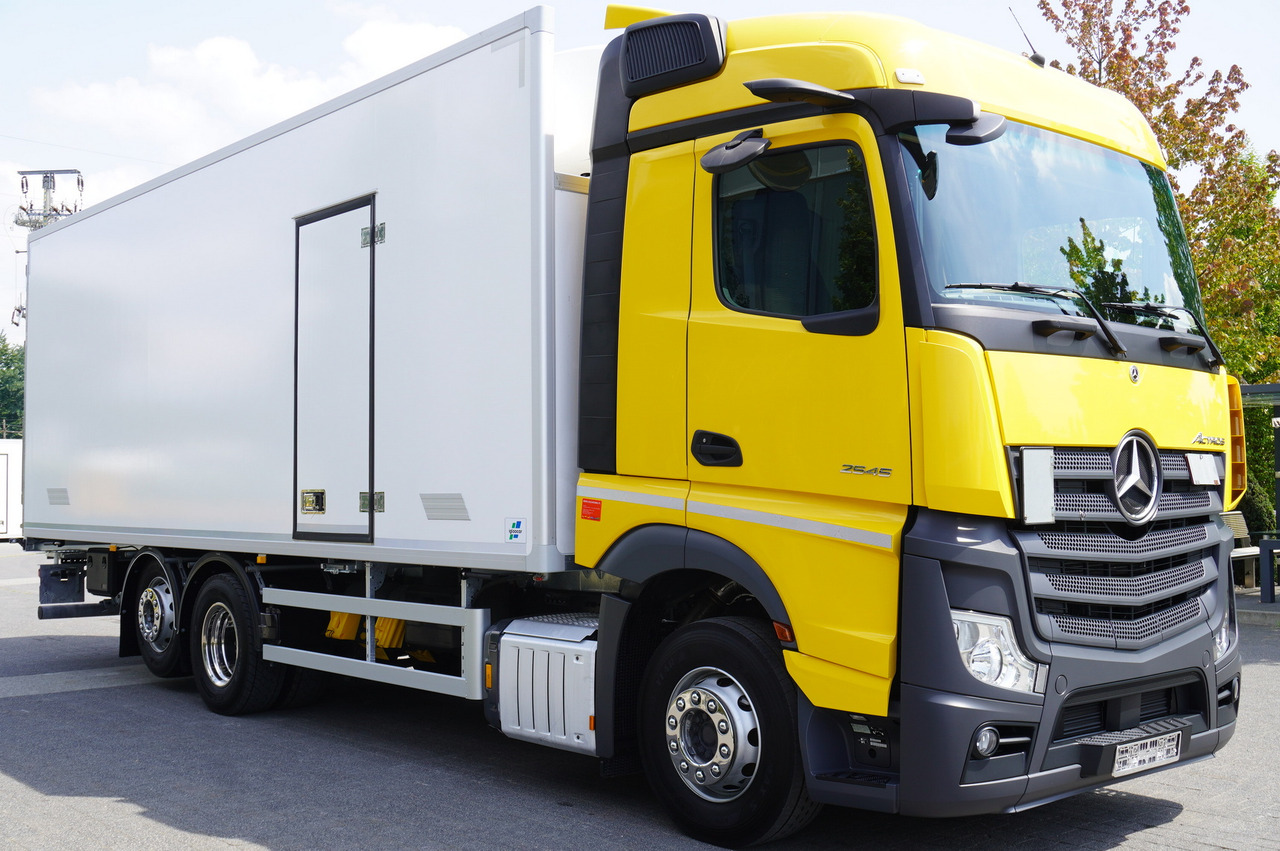MERCEDES-BENZ Actros 2545 MP5 6×2 E6 / NEW Igloocar refrigerator / 19 pallets - Kühlkoffer LKW: das Bild 5 MERCEDES-BENZ Actros 2545 MP5 6×2 E6 / NEW Igloocar refrigerator / 19 pallets - Kühlkoffer LKW: das Bild 5