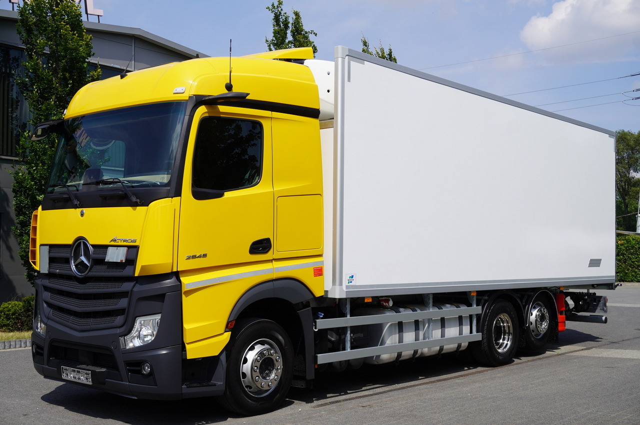 MERCEDES-BENZ Actros 2545 MP5 6×2 E6 / NEW Igloocar refrigerator / 19 pallets - Kühlkoffer LKW: das Bild 1 MERCEDES-BENZ Actros 2545 MP5 6×2 E6 / NEW Igloocar refrigerator / 19 pallets - Kühlkoffer LKW: das Bild 1