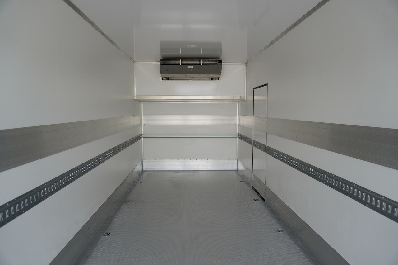 NEU: Kühlkoffer LKW MERCEDES-BENZ Actros 2545 MP5 6×2 E6 / NEW Igloocar refrigerator / 19 pallets: das Bild 11