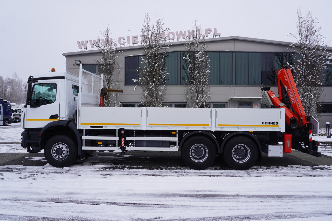 MERCEDES-BENZ Arocs 2633 flatbed truck / Crane FASSI F155A.0.23 / REMOTE CONTROL / 230,000 km - Pritsche LKW, Autokran: das Bild 2 MERCEDES-BENZ Arocs 2633 flatbed truck / Crane FASSI F155A.0.23 / REMOTE CONTROL / 230,000 km - Pritsche LKW, Autokran: das Bild 2