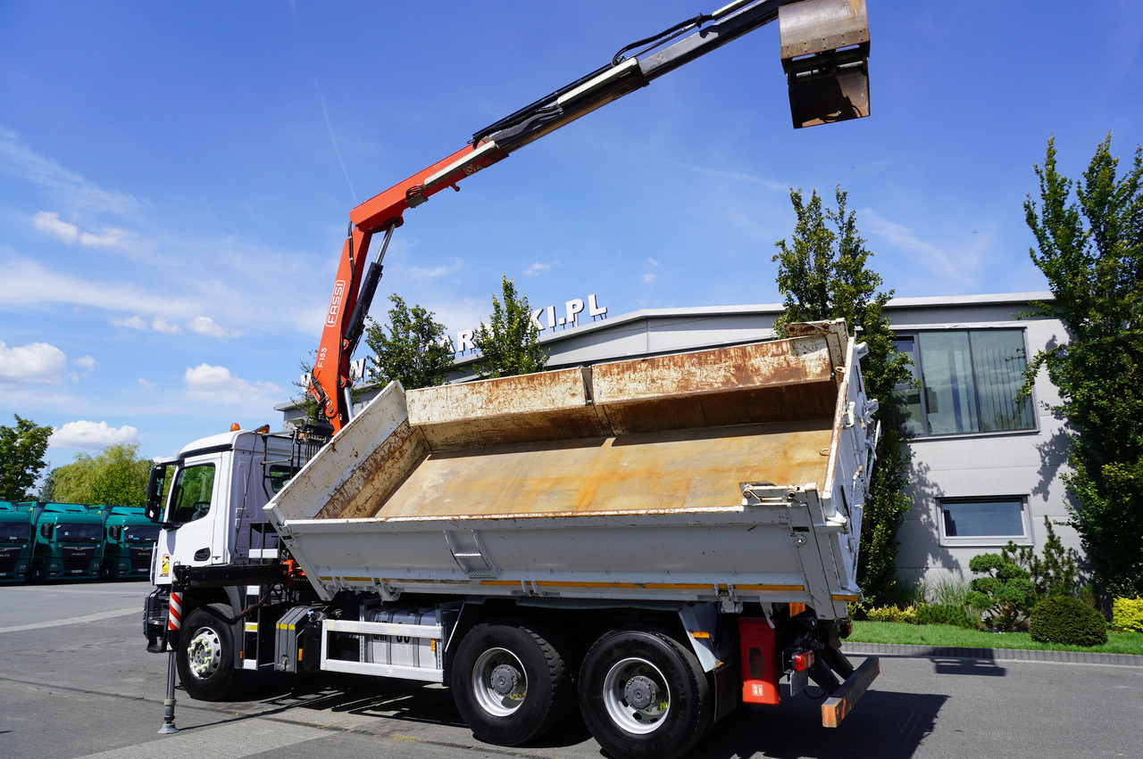 MERCEDES-BENZ Arocs 2636 / 6x4 / HDS Fassi / 3-Way Tipper / Bortmatic - Kipper, Autokran: das Bild 3 MERCEDES-BENZ Arocs 2636 / 6x4 / HDS Fassi / 3-Way Tipper / Bortmatic - Kipper, Autokran: das Bild 3