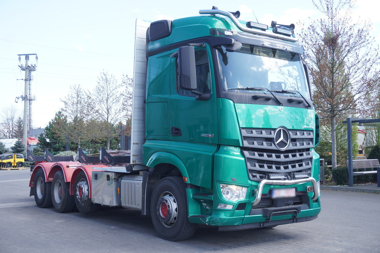 Holztransporter Für die Beförderung von Holz Mercedes-Benz Arocs 3563 8 × 4 / 630 HP / steered axle / Logging superstructure: das Bild 9