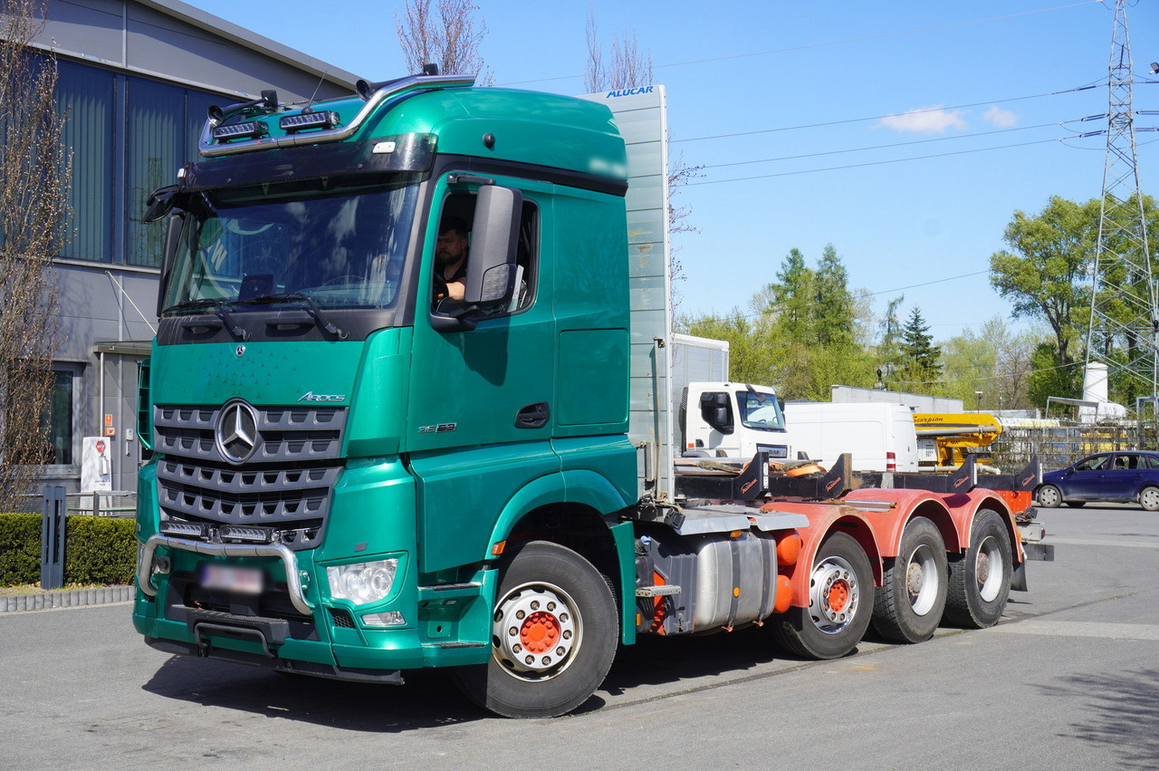 Holztransporter Für die Beförderung von Holz Mercedes-Benz Arocs 3563 8 × 4 / 630 HP / steered axle / Logging superstructure: das Bild 12