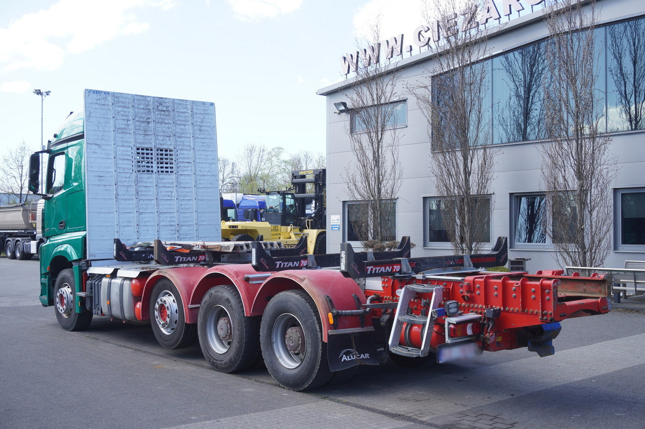 Mercedes-Benz Arocs 3563 8 × 4 / 630 HP / steered axle / Logging superstructure - Autokran: das Bild 5 Mercedes-Benz Arocs 3563 8 × 4 / 630 HP / steered axle / Logging superstructure - Autokran: das Bild 5