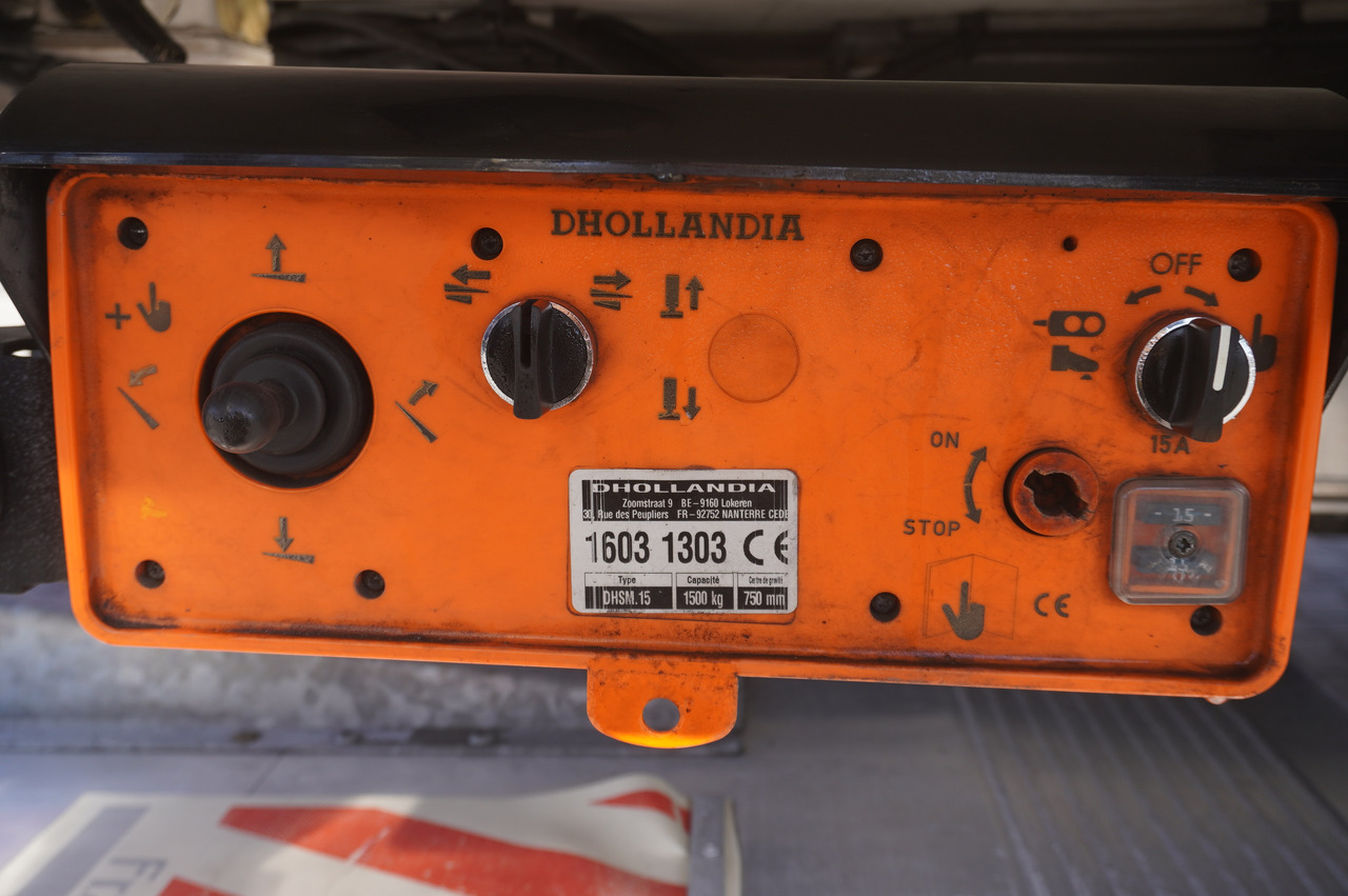 Kühlkoffer LKW RENAULT D12 / Lamberet refrigerated truck / Dhollandia tail lift 1500 kg / 130 thousand km !!: das Bild 6 Kühlkoffer LKW RENAULT D12 / Lamberet refrigerated truck / Dhollandia tail lift 1500 kg / 130 thousand km !!: das Bild 6