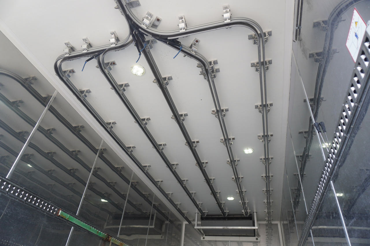 RENAULT D13 / 90 tho km !!! / Meat hook refrigerator / Thermoking T800R / 2 units - Kühlkoffer LKW: das Bild 3 RENAULT D13 / 90 tho km !!! / Meat hook refrigerator / Thermoking T800R / 2 units - Kühlkoffer LKW: das Bild 3