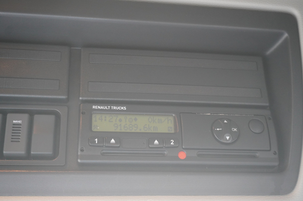 RENAULT D13 / 90 tho km !!! / Meat hook refrigerator / Thermoking T800R / 2 units - Kühlkoffer LKW: das Bild 2 RENAULT D13 / 90 tho km !!! / Meat hook refrigerator / Thermoking T800R / 2 units - Kühlkoffer LKW: das Bild 2