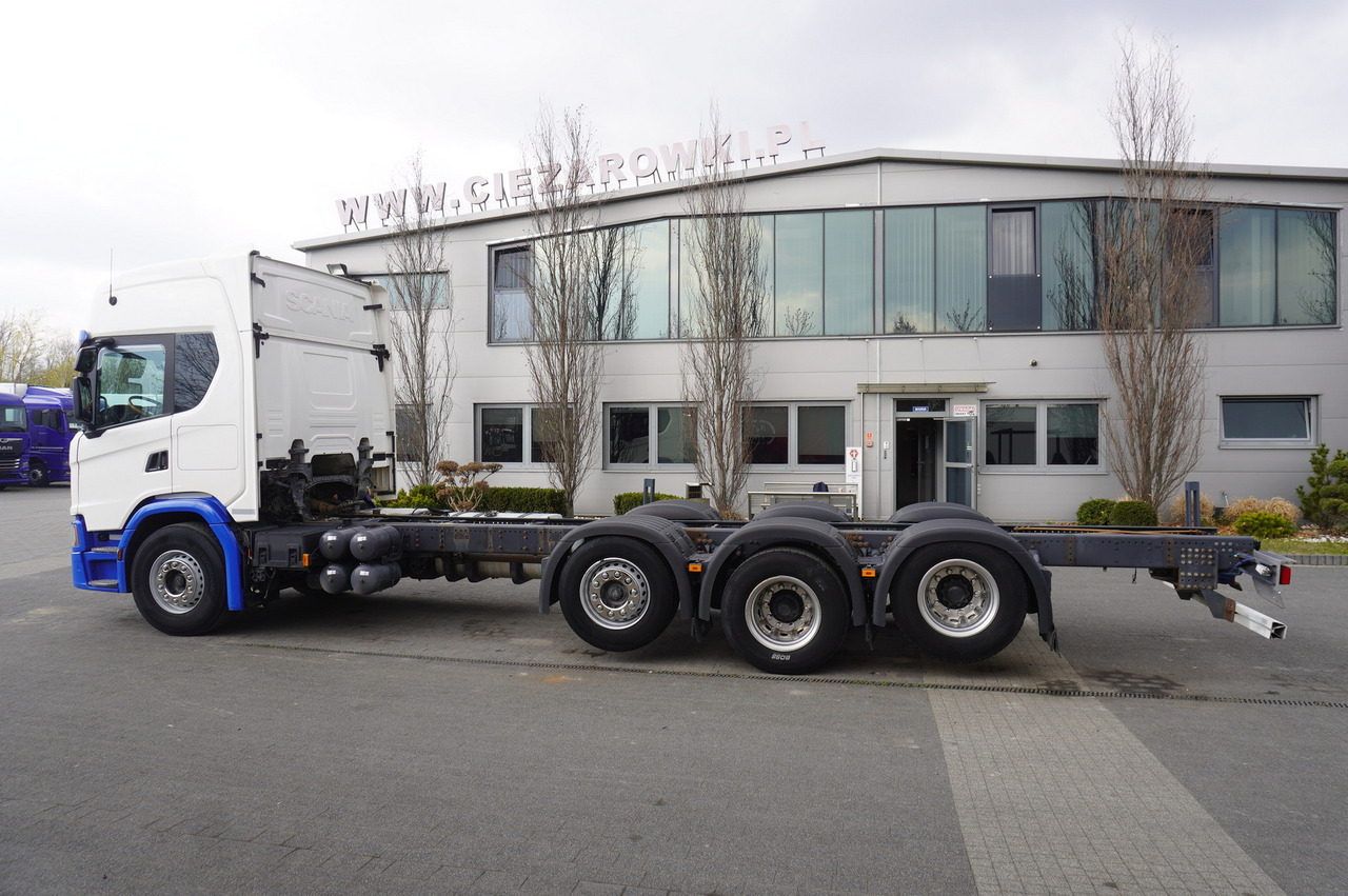 SCANIA G500 8x2 / 2nd axis steered / Chassis 8.35 m / 2021 - Fahrgestell LKW: das Bild 4 SCANIA G500 8x2 / 2nd axis steered / Chassis 8.35 m / 2021 - Fahrgestell LKW: das Bild 4