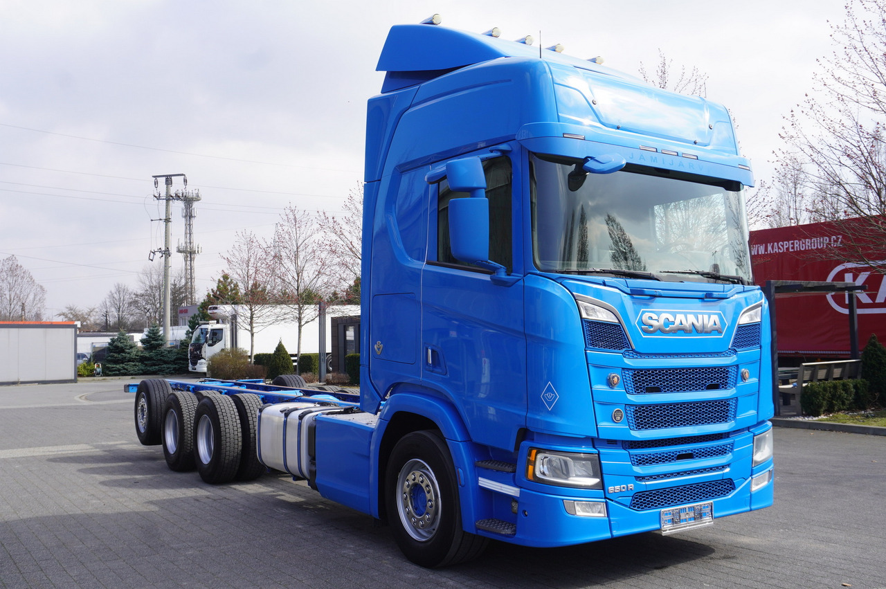 SCANIA R650 V8 / 650 HP/ frame 8.8 m / steered 4th axle - Autokran: das Bild 5 SCANIA R650 V8 / 650 HP/ frame 8.8 m / steered 4th axle - Autokran: das Bild 5