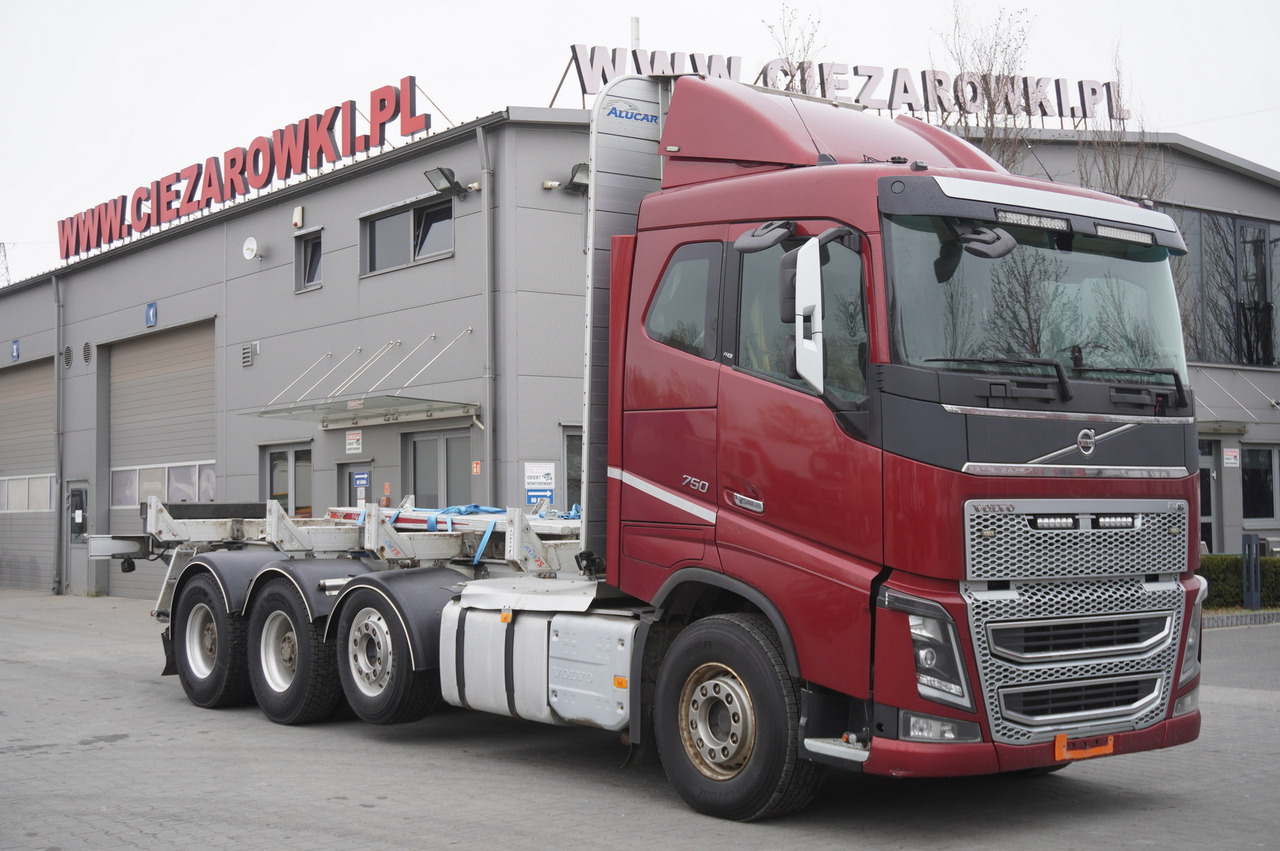 VOLVO FH16 750 / Frame 8 m / 750 HP! / 2021 / stanchion superstructure - Holztransporter: das Bild 2 VOLVO FH16 750 / Frame 8 m / 750 HP! / 2021 / stanchion superstructure - Holztransporter: das Bild 2