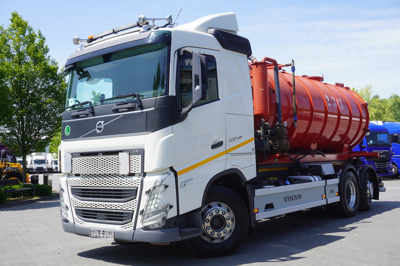 VOLVO Volvo FH 500 / Septic barrel 13000 l / Hook lift 21 t / 2022 / 3rd axle steered / 2 units - Güllefass: das Bild 2 VOLVO Volvo FH 500 / Septic barrel 13000 l / Hook lift 21 t / 2022 / 3rd axle steered / 2 units - Güllefass: das Bild 2