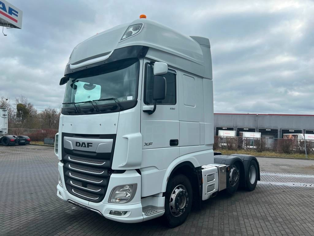 DAF XF 530 FTG 6x2 Retarder Liftlenkachse zZGG 64.5t - Sattelzugmaschine: das Bild 2 DAF XF 530 FTG 6x2 Retarder Liftlenkachse zZGG 64.5t - Sattelzugmaschine: das Bild 2