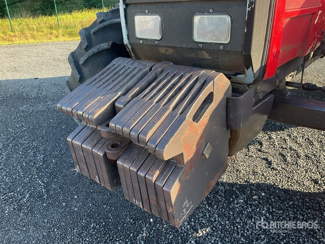 Massey Ferguson 8140 4WD Tractor - Traktor: das Bild 5 Massey Ferguson 8140 4WD Tractor - Traktor: das Bild 5