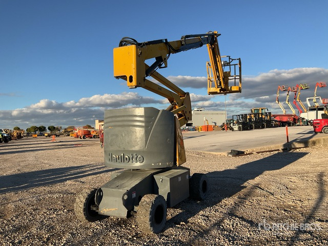 2010 Haulotte HA15IP 2WD Electric Articulating Boom Lift - Gelenkarmbühne: das Bild 1 2010 Haulotte HA15IP 2WD Electric Articulating Boom Lift - Gelenkarmbühne: das Bild 1