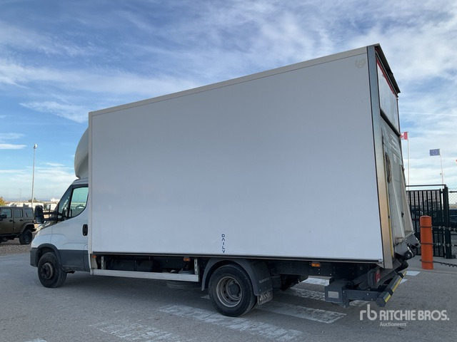 2020 Iveco Daily 70C18 4x2 Van Truck - Koffer LKW: das Bild 2 2020 Iveco Daily 70C18 4x2 Van Truck - Koffer LKW: das Bild 2