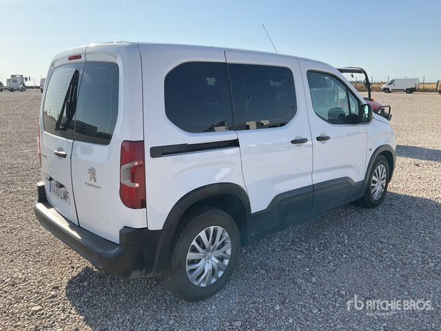 2021 Peugeot Rifter Passenger Van - Kleinbus, Personentransporter: das Bild 3 2021 Peugeot Rifter Passenger Van - Kleinbus, Personentransporter: das Bild 3