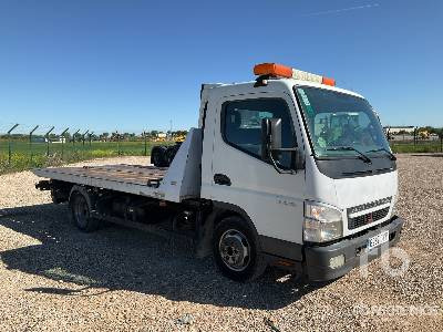 MITSUBISHI CANTER - Pritsche LKW: das Bild 4 MITSUBISHI CANTER - Pritsche LKW: das Bild 4