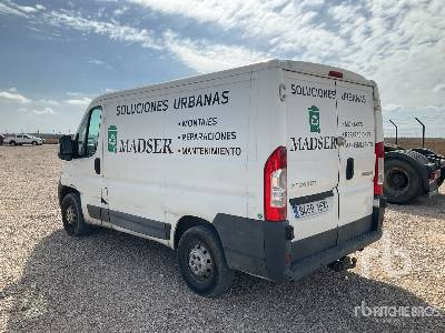 PEUGEOT BOXER - Koffer LKW: das Bild 2 PEUGEOT BOXER - Koffer LKW: das Bild 2