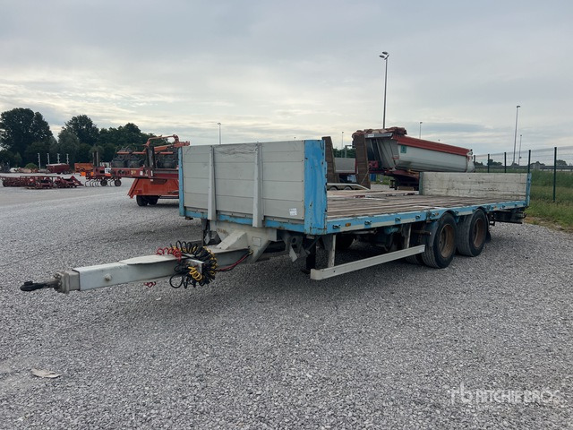 2002 Pezzaioli BC22G/20 T/A Trailer :Misc. Trailer - Pritschenanhänger/ Plattformanhänger: das Bild 4 2002 Pezzaioli BC22G/20 T/A Trailer :Misc. Trailer - Pritschenanhänger/ Plattformanhänger: das Bild 4