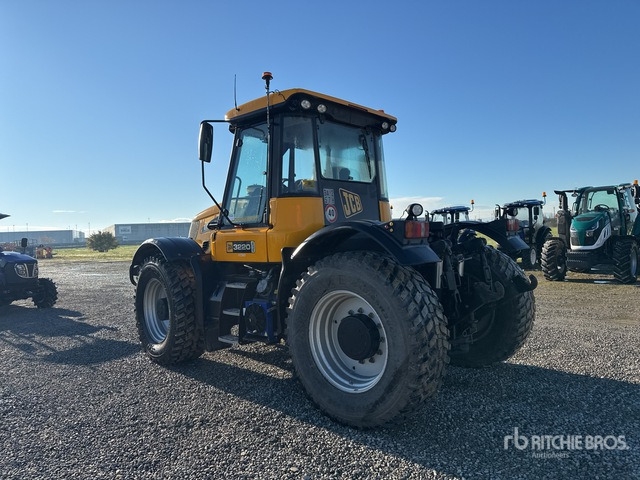2006 JCB FASTRAC 3220 4WD Tractor - Traktor: das Bild 2 2006 JCB FASTRAC 3220 4WD Tractor - Traktor: das Bild 2