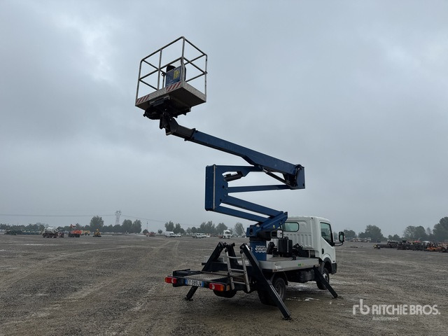 2015 Nissan Cabstar 35.12 2015 Socage DA 320 20 m on Bucket Truck - LKW mit Arbeitsbühne: das Bild 4 2015 Nissan Cabstar 35.12 2015 Socage DA 320 20 m on Bucket Truck - LKW mit Arbeitsbühne: das Bild 4