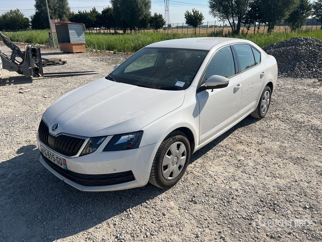 2019 Skoda Octavia (Inoperable) Automobile - PKW: das Bild 4 2019 Skoda Octavia (Inoperable) Automobile - PKW: das Bild 4