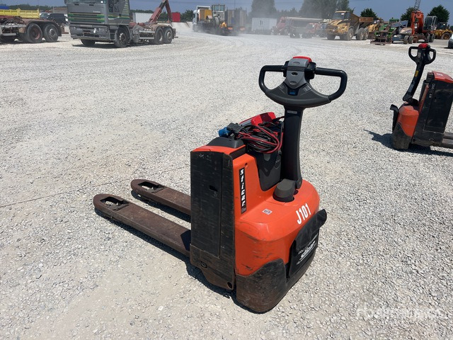 2019 Toyota LWE180 Electric Pallet Jack - Niederhubwagen: das Bild 4 2019 Toyota LWE180 Electric Pallet Jack - Niederhubwagen: das Bild 4