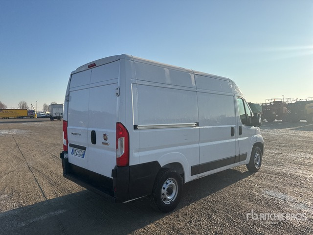 2020 Fiat Ducato 33 MH2 2.3 MULTIJET 120CV E6D-TEMP Van Truck - Koffer LKW: das Bild 3 2020 Fiat Ducato 33 MH2 2.3 MULTIJET 120CV E6D-TEMP Van Truck - Koffer LKW: das Bild 3