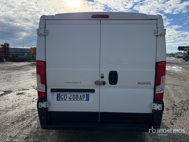 2020 Peugeot Boxer L1H1 2.2 BLUEHDI 140CV SeS Van Truck - Koffer LKW: das Bild 4 2020 Peugeot Boxer L1H1 2.2 BLUEHDI 140CV SeS Van Truck - Koffer LKW: das Bild 4