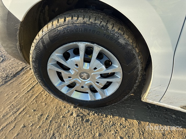 2020 Peugeot Expert 2.0 BLUEHDI 120 SeS PREMIUM STAND Van Truck - Koffer LKW: das Bild 5 2020 Peugeot Expert 2.0 BLUEHDI 120 SeS PREMIUM STAND Van Truck - Koffer LKW: das Bild 5