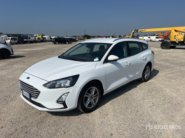 2021 Ford Focus SW 1.5 ECOBLUE BUSINESS 95CV N1 Automobile - PKW: das Bild 2 2021 Ford Focus SW 1.5 ECOBLUE BUSINESS 95CV N1 Automobile - PKW: das Bild 2