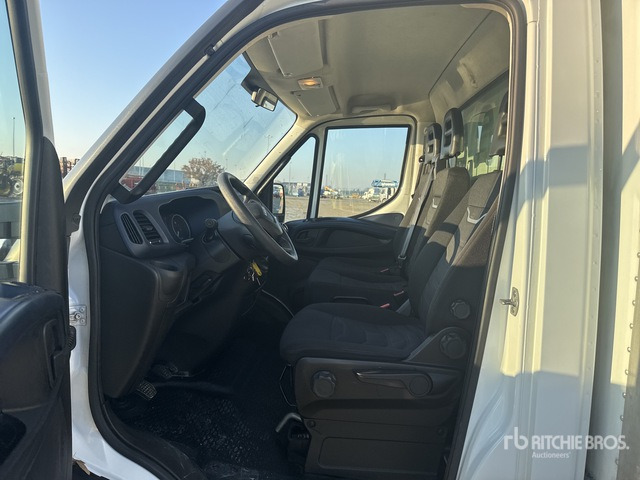2021 Iveco Daily CABINATO 35S14N BLUE POWER 3750 ... Van Truck - Koffer LKW: das Bild 4 2021 Iveco Daily CABINATO 35S14N BLUE POWER 3750 ... Van Truck - Koffer LKW: das Bild 4