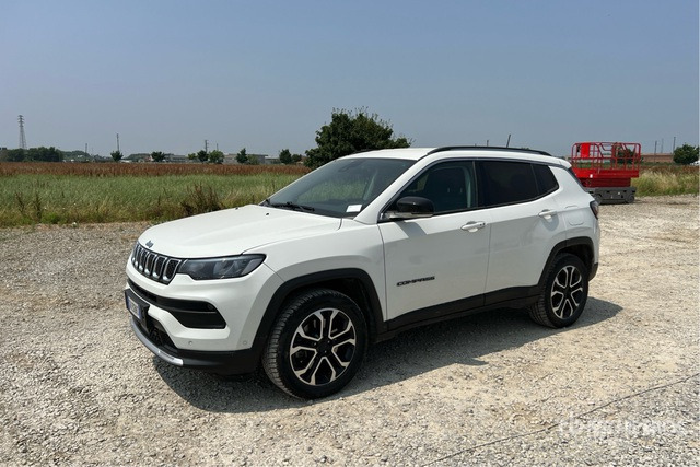 2021 Jeep Compass 1.3 T4 PHEV 190CV LIMITED 4XE SUV - SUV/ Geländewagen: das Bild 3 2021 Jeep Compass 1.3 T4 PHEV 190CV LIMITED 4XE SUV - SUV/ Geländewagen: das Bild 3