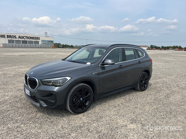 2022 BMW X1 Hybrid xDrive 25e Automobile - PKW: das Bild 1 2022 BMW X1 Hybrid xDrive 25e Automobile - PKW: das Bild 1