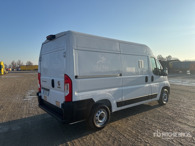 2023 Fiat Ducato 35 MH2 2.2 MJT3 140CV E6D-FIN Van Truck - Koffer LKW: das Bild 3 2023 Fiat Ducato 35 MH2 2.2 MJT3 140CV E6D-FIN Van Truck - Koffer LKW: das Bild 3