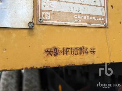 Mobilbagger CAT 214BFT: das Bild 8