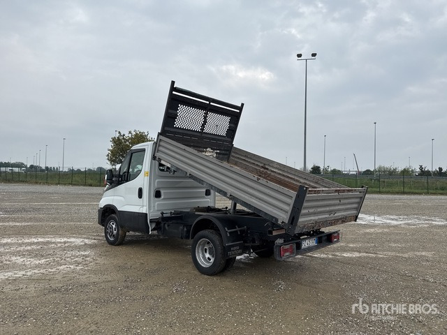 Iveco Daily 35-120 Autocarro ribaltabile: carichi leggeri - Kipper Transporter: das Bild 4 Iveco Daily 35-120 Autocarro ribaltabile: carichi leggeri - Kipper Transporter: das Bild 4