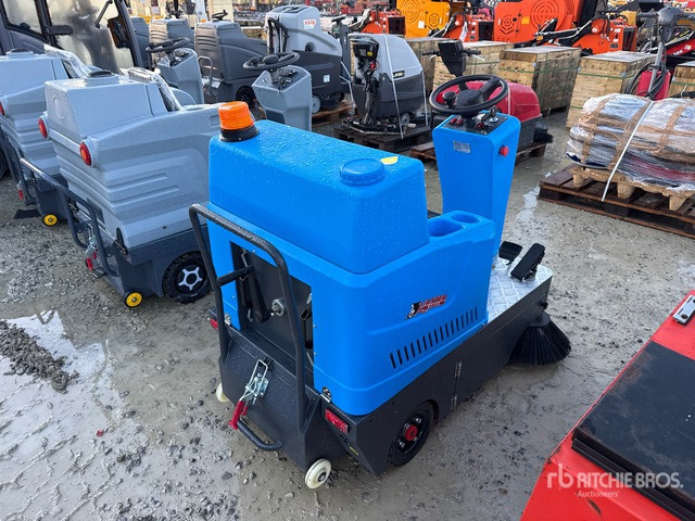 Kaster WE-1200 Broom Tractor - Kehrmaschine: das Bild 3 Kaster WE-1200 Broom Tractor - Kehrmaschine: das Bild 3