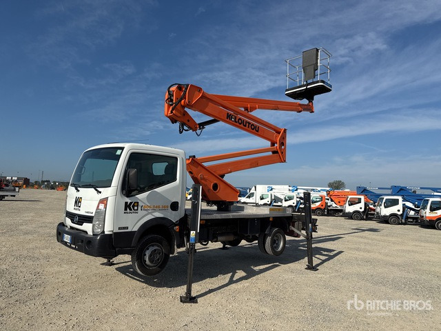 Nissan Cabstar 35.12 Piattaforma autocarrata - LKW mit Arbeitsbühne: das Bild 1 Nissan Cabstar 35.12 Piattaforma autocarrata - LKW mit Arbeitsbühne: das Bild 1