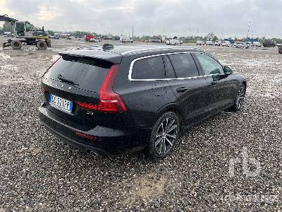 VOLVO V60 SW D3 AUTO MOMENTUM BUSINESS PRO N1 - PKW: das Bild 3 VOLVO V60 SW D3 AUTO MOMENTUM BUSINESS PRO N1 - PKW: das Bild 3