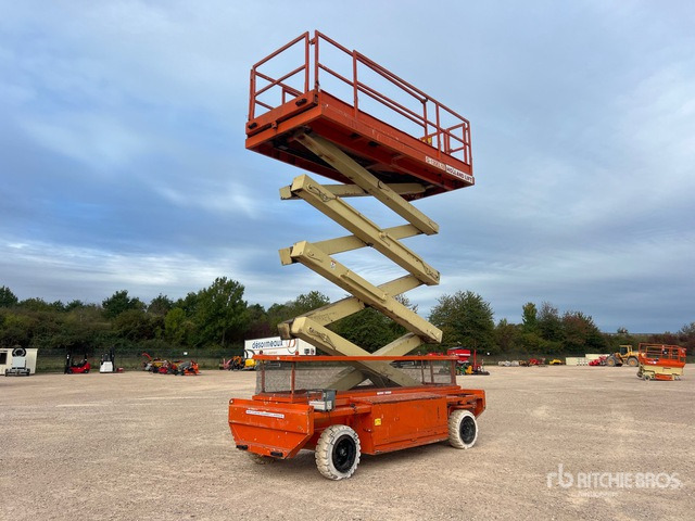 2002 Holland Lift Q135EL18 Electric Nacelle Ciseaux Electrique Scissor Lift - Scherenbühne: das Bild 3 2002 Holland Lift Q135EL18 Electric Nacelle Ciseaux Electrique Scissor Lift - Scherenbühne: das Bild 3